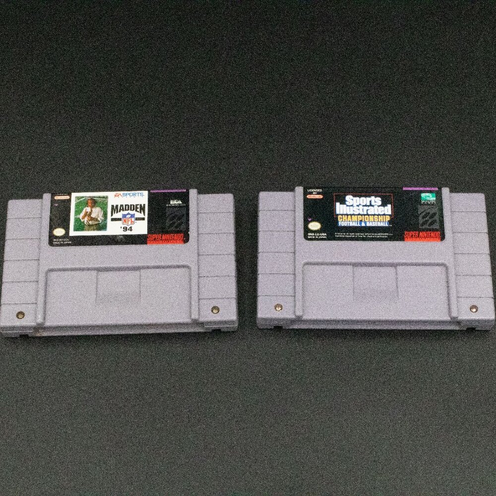 Vintage Nintendo SNES Madden NFL '94 & Sports Illustrated Championship Football
